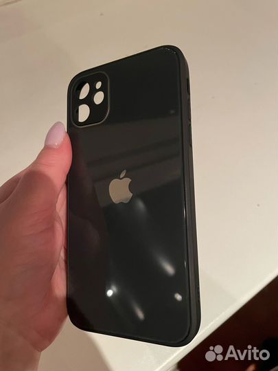 Чехол на iPhone 11