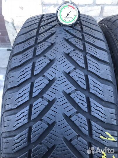 Goodyear UltraGrip+ SUV 235/60 R18 107H