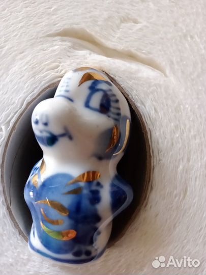 Фарфоровые статуэтки Гжель