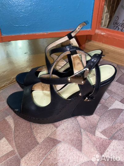 Босоножки натуральная кожа 39 размер