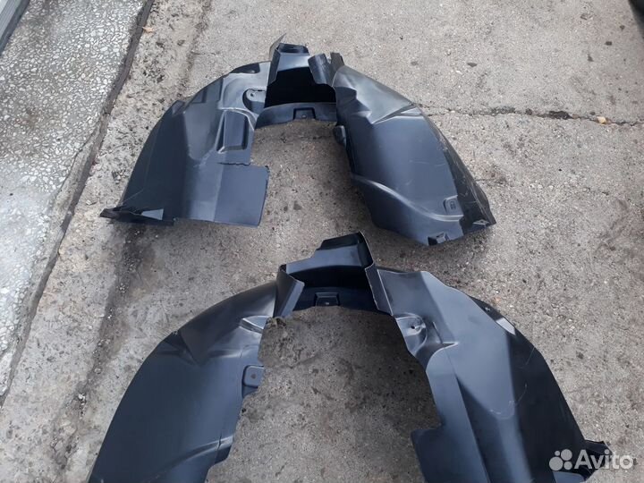 Подкрылок перед. mondeo 2007