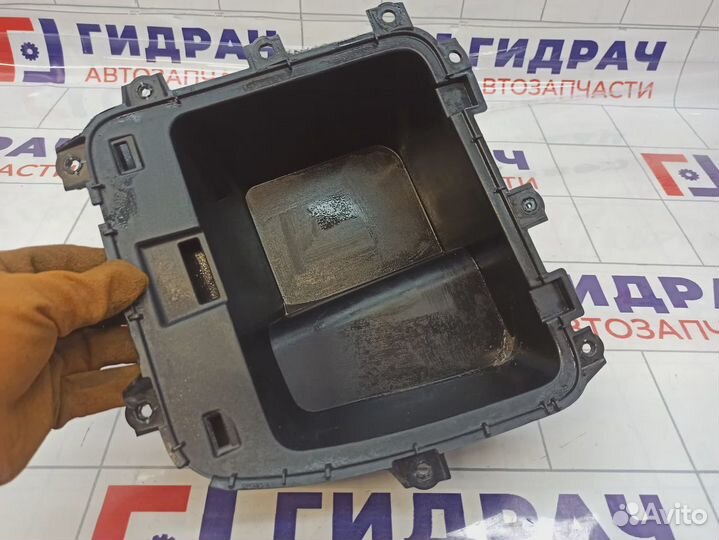 Обшивка багажника левая Toyota Land Cruiser Prado (J150) 64742-60010