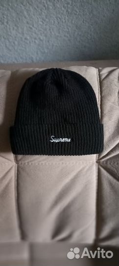 Мужская шапка supreme