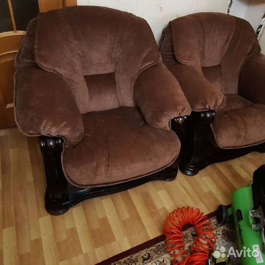 Перетяжка и ремонт мягкой мебели