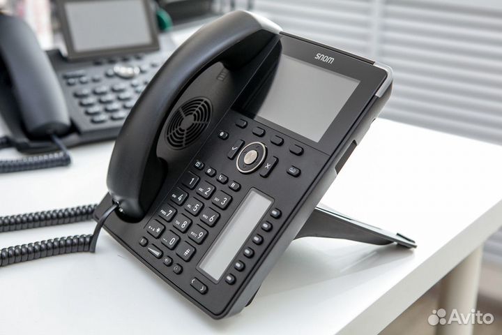 Телефон Snom D715