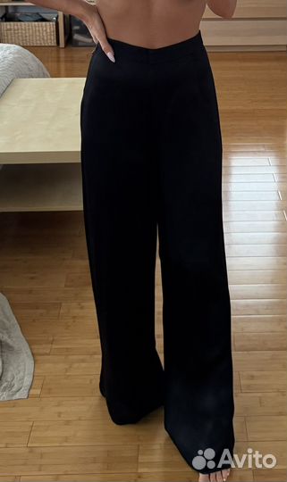 Шелковые брюки широкие HM черные
