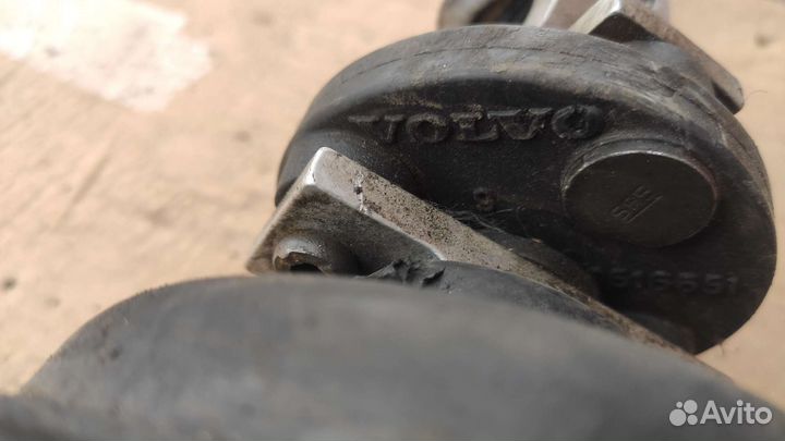 Рулевой кардан Вольво 850 в сборе