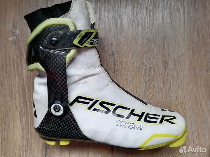 Лыжные ботинки fischer