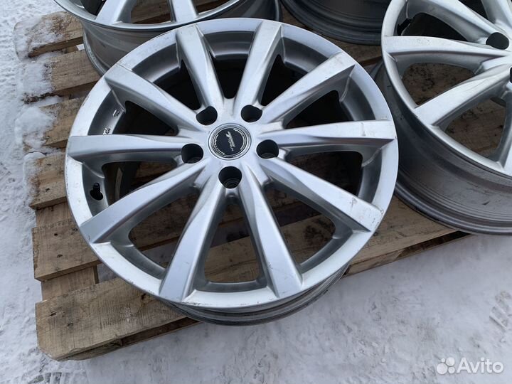 Диски Bridgestone Toprun R17 5*114.3 4шт
