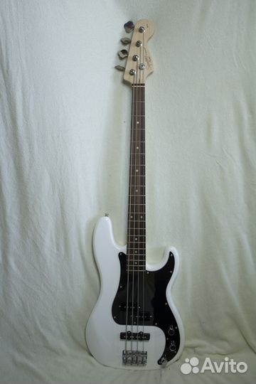 Бас-гитара Fender Squier affinity p bass