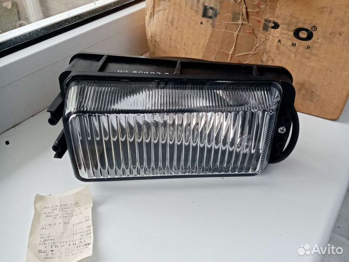 Фара противотуманная Ауди-80 левая