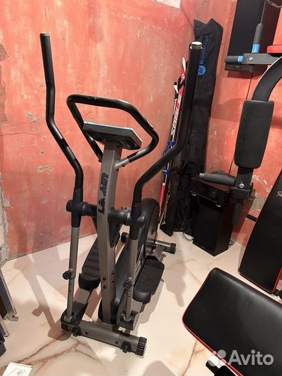 Эллиптический тренажер Larsen E7000P