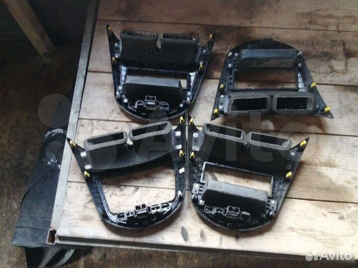 Рамка магнитолы Hyundai Solaris