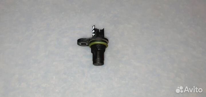 Датчик положения распредвала BMW E60\61