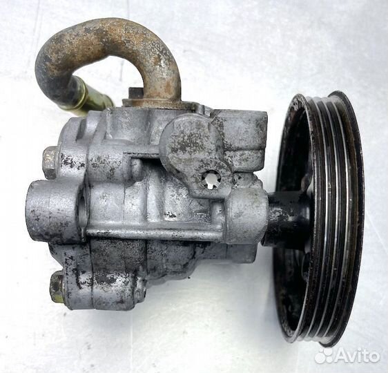 Мицубиси L400 Насос гур