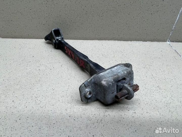 Ограничитель двери задний правый Suzuki Sx4 седан