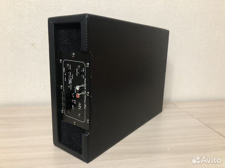 Активный сабвуфер под сиденье