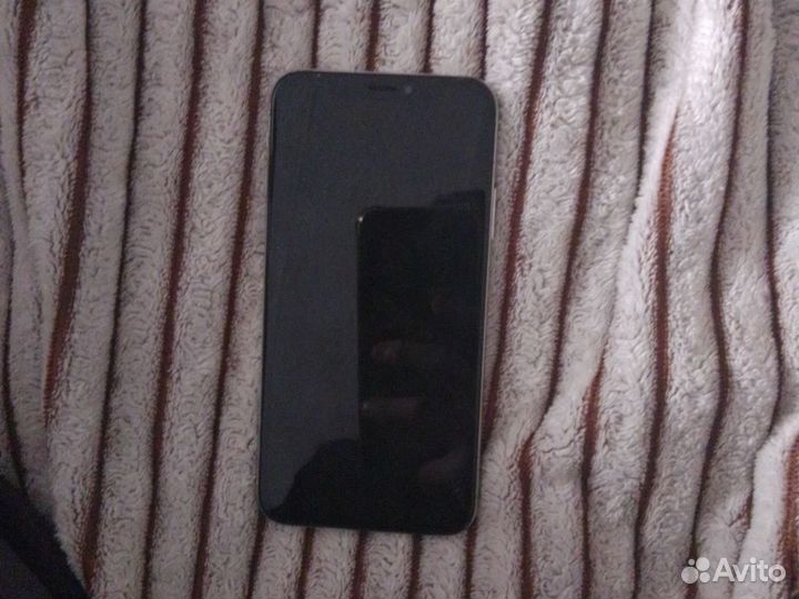 iPhone X, 64 ГБ