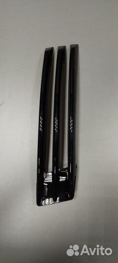 Решетка переднего бампера правая Land Rover L405