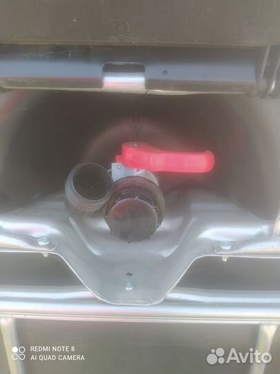 Евро кубы 1000л состояние новое, канистры 20л