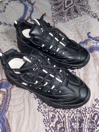 Кроссовки женские 39р новые