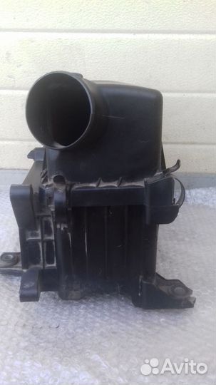 Киа Рио 2 корпус воздушного фильтра