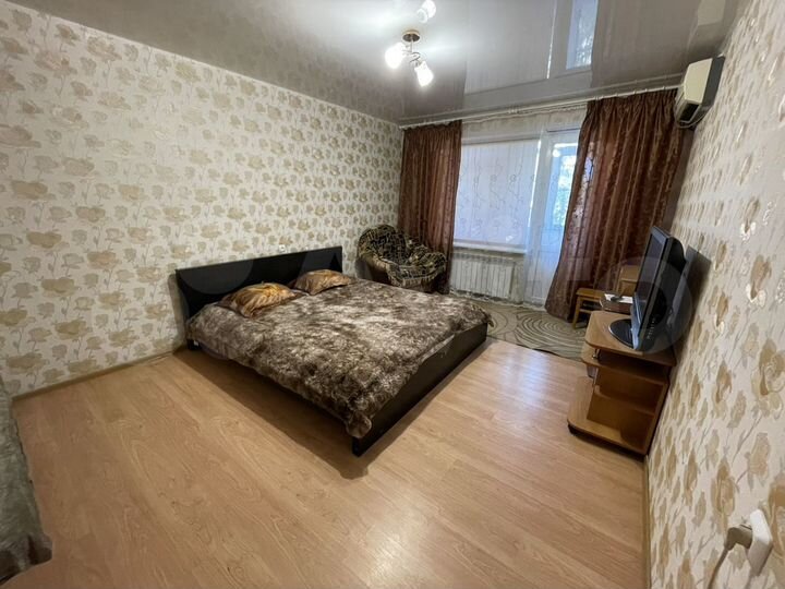 1-к. квартира, 45 м², 1/9 эт.