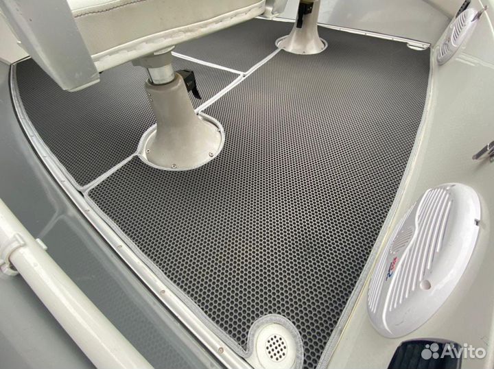 Коврик в лодку или катер из эва материала