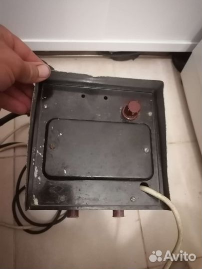 Пуско зарядное устройство 12 24 в