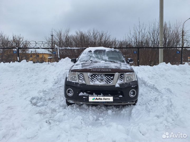 Nissan Pathfinder 2.5 AT, 2011, 200 000 км