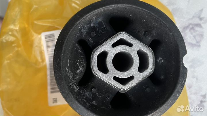 Сайлентблок задней балки 1шт solaris, rio, soul