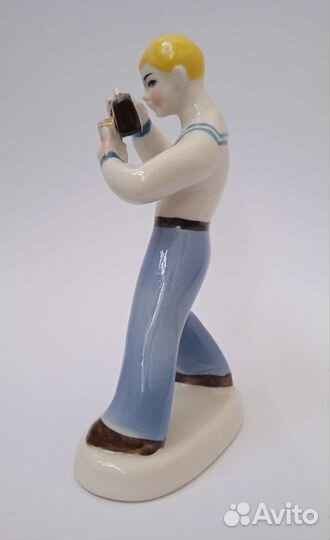 Моряк фотограф зхк Полонное статуэтка фарфор СССР