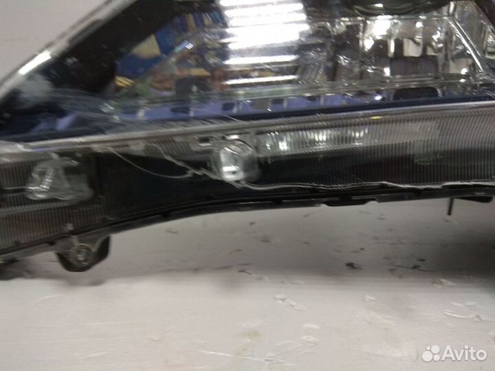 Блок фара левая Toyota Rav 4 8117042542