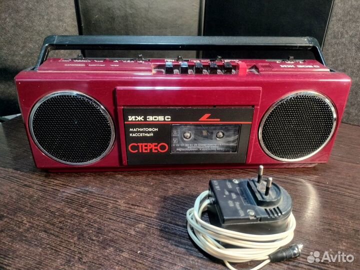 Кассетный магнитофон иж-305С