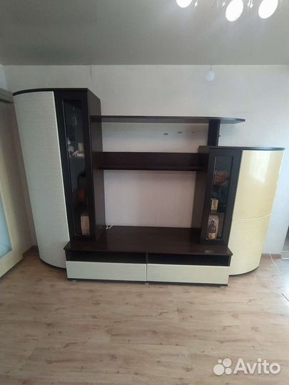 Стенка горка в гостиную