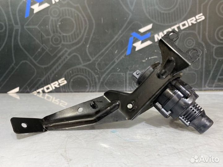 Электрическая помпа Bmw X5 E53 M54B30 2006