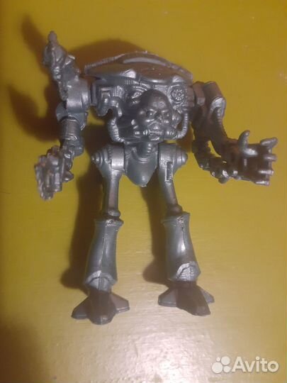 Робозвери большой фобос и робот UNL