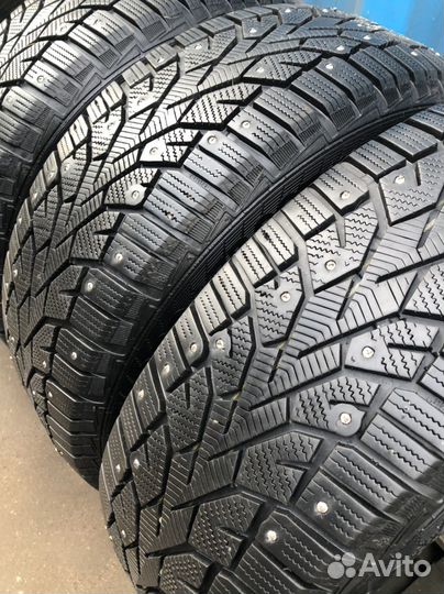 Gislaved NordFrost 100 SUV 215/65 R16 102T
