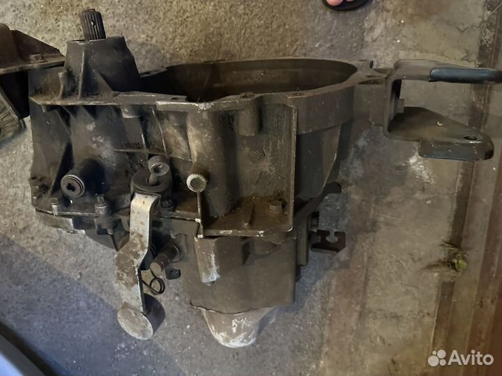 Mitsubishi carisma МКПП