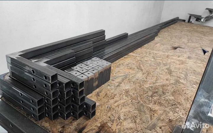 Лестница на второй этаж на мокнокосоуре