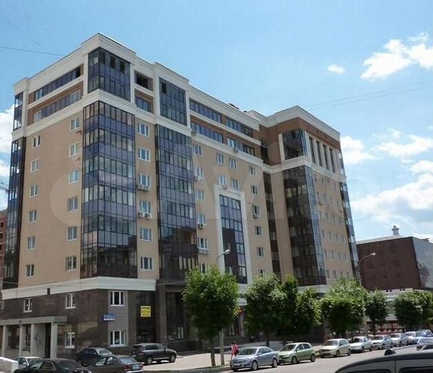 4-к. квартира, 170 м², 4/9 эт.