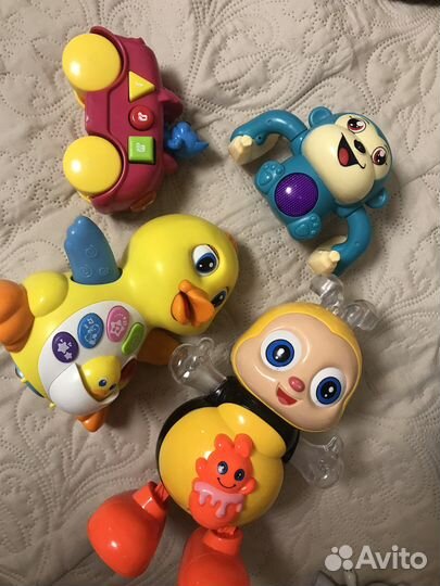 Музыкальные игрушки для малышей