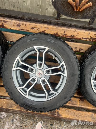 Колеса на ниву r15