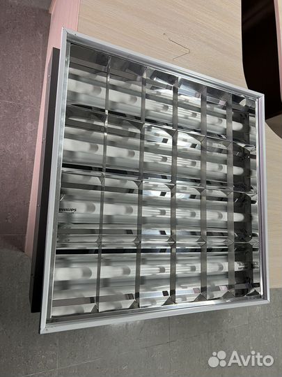 Светильник потолочный