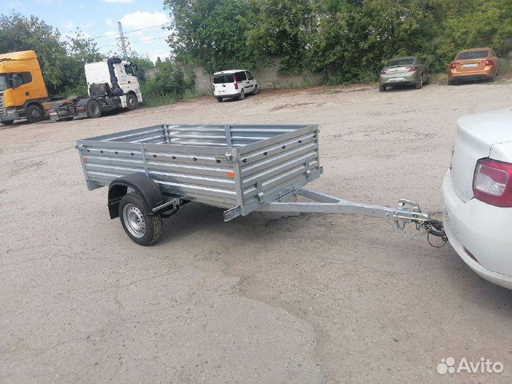 Прицеп легковой. Размеры кузова: 2453х1231х470 мм