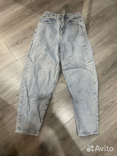 Джинсы бананы