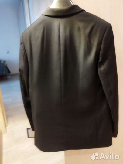 Новый Костюм в школу для мальчика новый 134