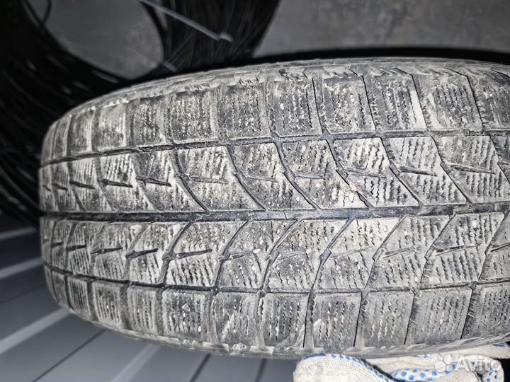Bridgestone Blizzak WS-60 175/65 R14 82R