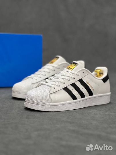 Кроссовки Adidas Superstar