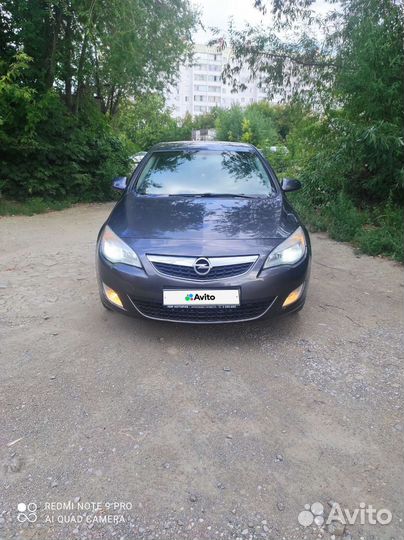 Opel Astra 1.4 МТ, 2012, 195 000 км